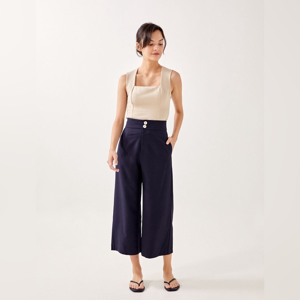 Love Bonito button trousers